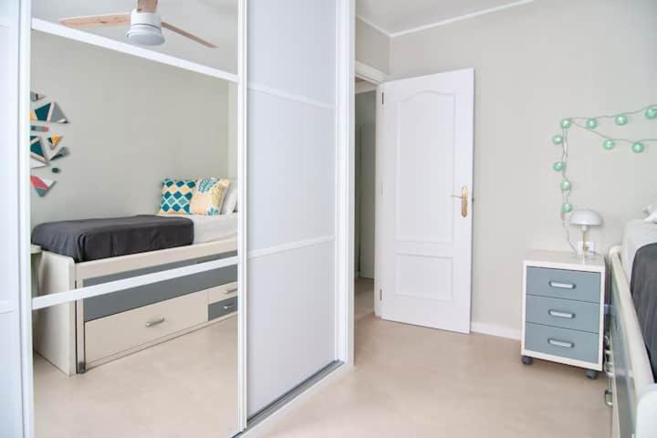 Precioso Y Tranquilo Apartamento En Sevilla Екстер'єр фото